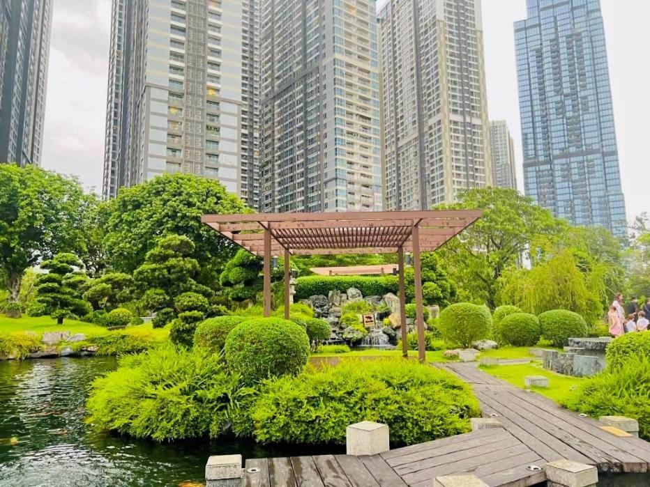 Bed & Breakfast Vinhome Landmark Condotel-1br-amazing View *