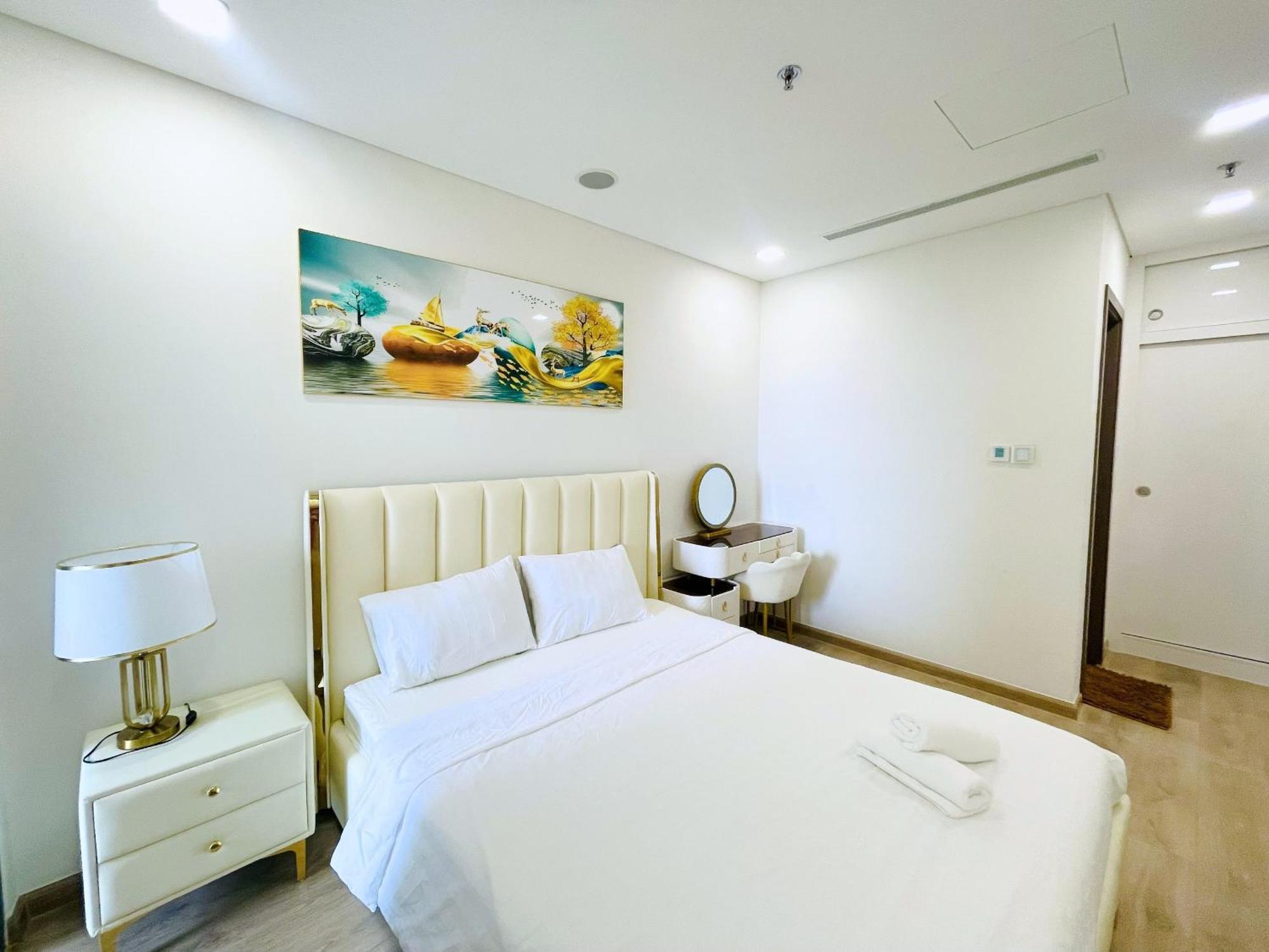 Bed & Breakfast Vinhome Landmark Condotel-1br-amazing View *